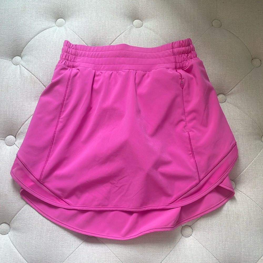 Lululemon sonic pink athletic skirt size 4